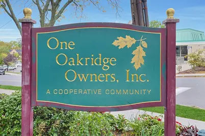 1 Oakridge Place #2k, Eastchester, NY 10709 - Photo 1