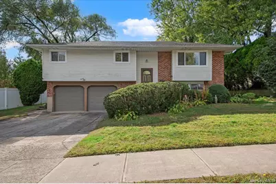 330 Key Place, Jericho, NY 11753 - Photo 1