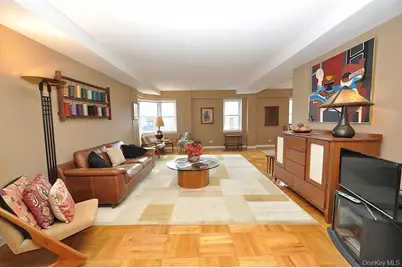 235 Garth Road #C5B, Scarsdale, NY 10583 - Photo 1