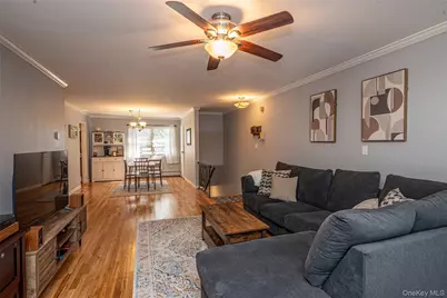 2319 Wilshire Lane #B19, Oakdale, NY 11769 - Photo 1