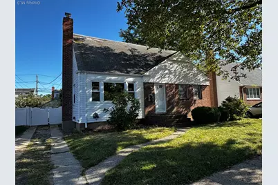 843 Jerusalem Avenue, Merrick, NY 11566 - Photo 1