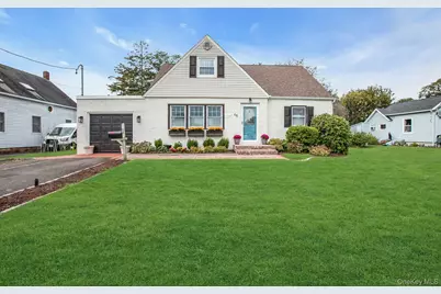 68 Division Avenue, West Sayville, NY 11796 - Photo 1