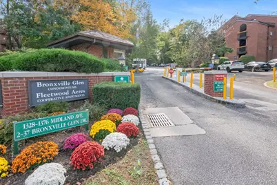 14 Bronxville Glen Drive, Bronxville, NY 10708 - Photo 1