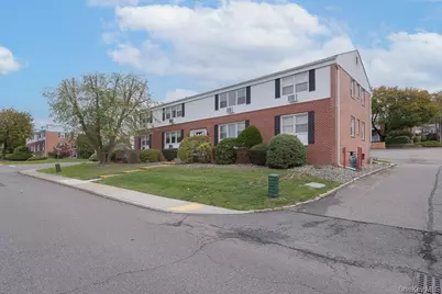 22 Bon Aire Circle #1113, Suffern, NY 10901 - Photo 1