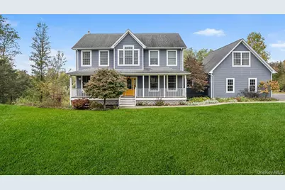 39 Eastview Lane, Red Hook, NY 12571 - Photo 1