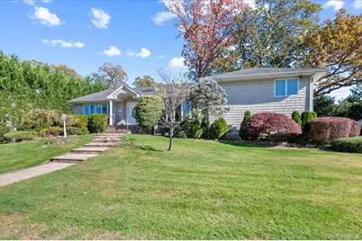 25 Belmont Drive W, Roslyn Heights, NY 11577 - Photo 1