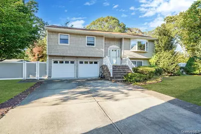 4 Zoe Court, Bay Shore, NY 11706 - Photo 1