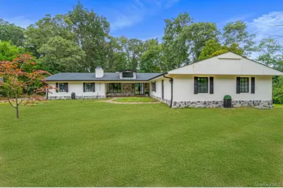 32 Rustic Gate Lane, Dix Hills, NY 11746 - Photo 1