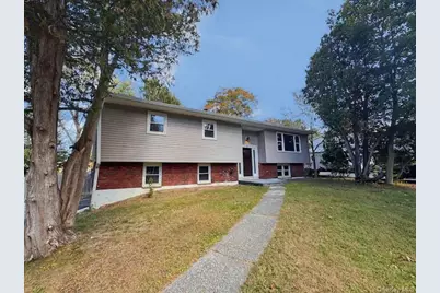 20 Greenfield Street, Poughkeepsie, NY 12603 - Photo 1