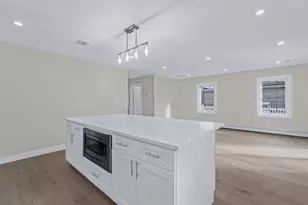 111 Celler Ave, New Hyde Park, NY 11040 - Photo 13