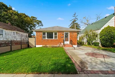 1040 Brookside Avenue, Uniondale, NY 11553 - Photo 1