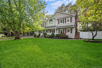 314 Brookville Avenue, Islip, NY 11751 - Photo 1