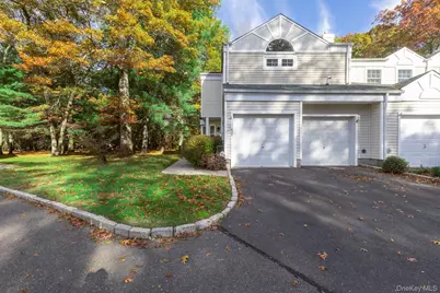 17 Pidgeon Court, Manorville, NY 11949 - Photo 1
