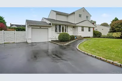 24 Havemeyer Lane, Commack, NY 11725 - Photo 1