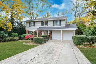 28 Glacier Drive, Smithtown, NY 11787 - Photo 1
