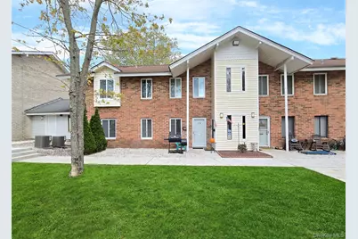 27 Cheyenne Court #27, Coram, NY 11727 - Photo 1