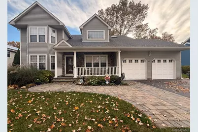 40 Winnecomac Circle, Kings Park, NY 11754 - Photo 1