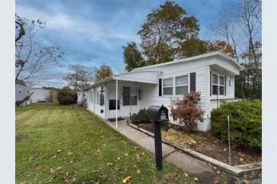 1964 River Road #55, Riverhead, NY 11933 - Photo 1