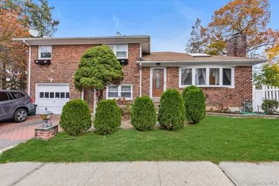 26 Humphrey Drive, Syosset, NY 11791 - Photo 1