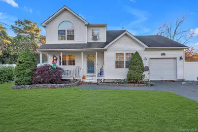 17 Ostend Circle, Shirley, NY 11967 - Photo 1