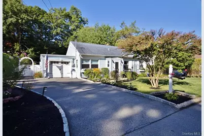325 County Center Road, White Plains, NY 10603 - Photo 1
