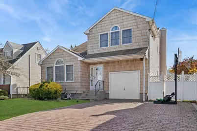115 Schley Avenue, Albertson, NY 11507 - Photo 1