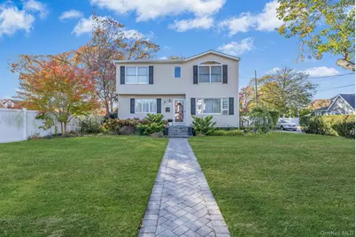 248 Arnold Avenue, West Babylon, NY 11704 - Photo 1
