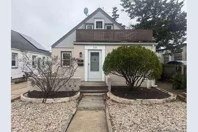 216 E Hudson Street #Main, Long Beach, NY 11561 - Photo 1