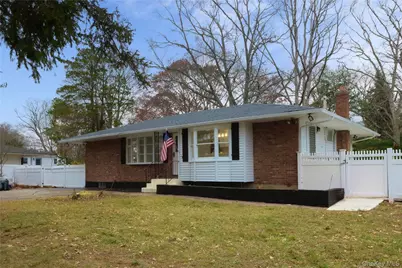 741 Ocean Avenue, Bohemia, NY 11716 - Photo 1