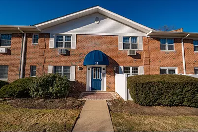 460 Old Town Road #11I, Port Jefferson Station, NY 11776 - Photo 1