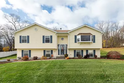 293 Garden Street, New Windsor, NY 12553 - Photo 1