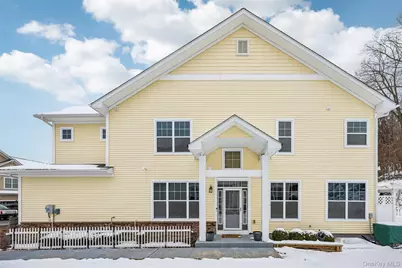 22 Rosecrest Court, Middletown, NY 10940 - Photo 1