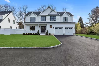 40 N Woodhull Road, Huntington, NY 11743 - Photo 1