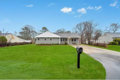 16 Columbus Avenue, Brentwood, NY 11717 - Photo 1