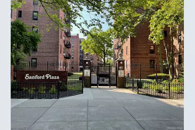 144-54 Sanford Avenue #55, Flushing, NY 11354 - Photo 1
