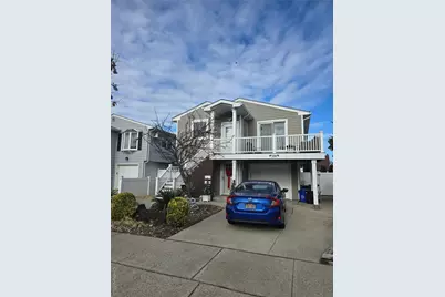 359 E Pine Street, Long Beach, NY 11561 - Photo 1
