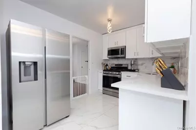 5 Sadore Lane #3R, Yonkers, NY 10710 - Photo 1