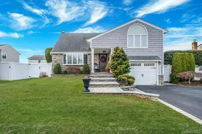 3 Walnut Place, Massapequa, NY 11758 - Photo 1