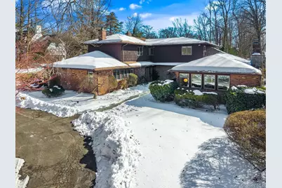 20 Henhawk Road, Great Neck, NY 11024 - Photo 1