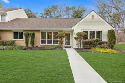 101 Dari Drive, Holbrook, NY 11741 - Photo 1