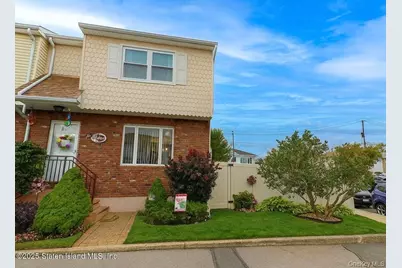 135 Freedom Ave, New York, NY 10314 - Photo 1
