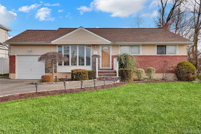 46 Kalda Lane, Plainview, NY 11803 - Photo 1