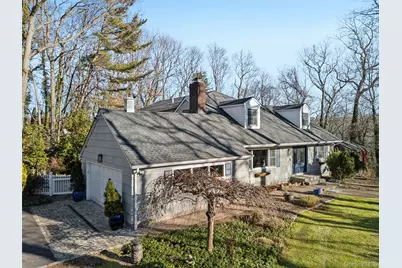 4 Paul Revere Lane, Centerport, NY 11721 - Photo 1