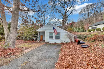 24 Piermont Court, Melville, NY 11747 - Photo 1