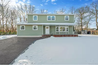 15 Terry Court, North Babylon, NY 11703 - Photo 1