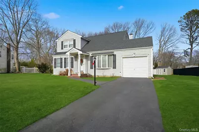 7 Herdman Court, Middle Island, NY 11953 - Photo 1