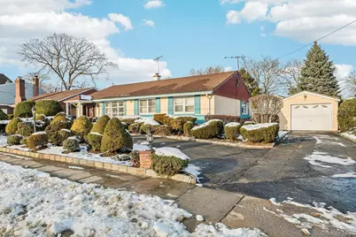 189 Surrey, Lynbrook, NY 11563 - Photo 1