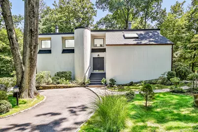 2 Whippoorwill Close, Chappaqua, NY 10514 - Photo 1