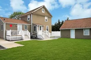 462 Moriches Rd, Saint James, NY 11780 - Photo 17