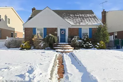 38 Irving Lane, New Hyde Park, NY 11040 - Photo 1